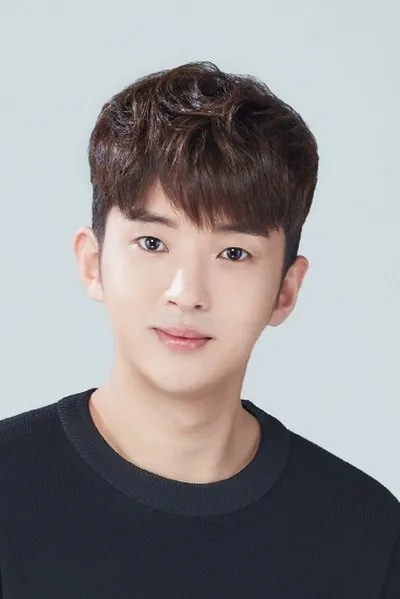 Lauro David Chartrand-Del Valle