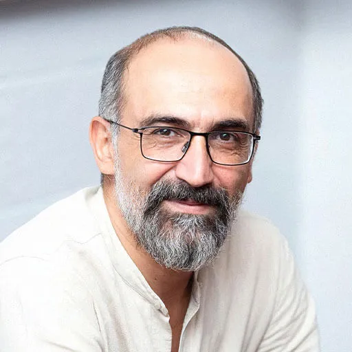 هادی حجازی فر